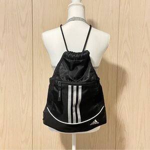 Adidas Bag Drawstring Adjustable Backpack Black 4 Pockets Sporty Athletic Travel